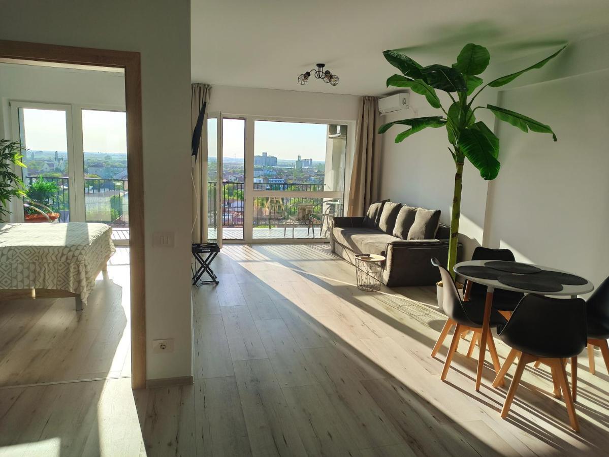 Summer Haven - Self Check-In & Parking Lot, Primashops&Lotus Oradea Εξωτερικό φωτογραφία
